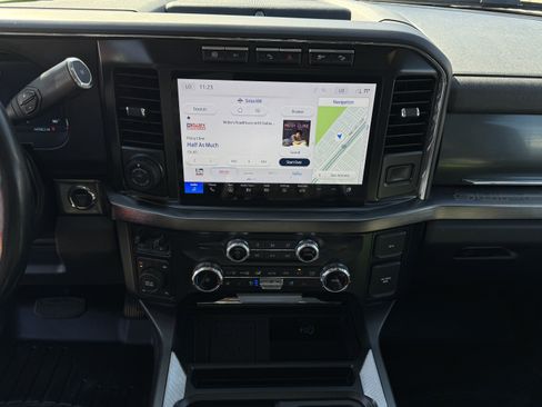 Used 2023 Ford F250 Lariat w/ Lariat Ultimate Package image 23