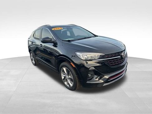 Used 2023 Buick Encore GX Select w/ Sport Touring Package image 3