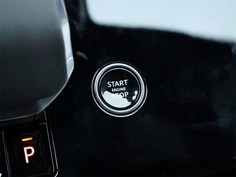 New 2025 Land Rover Range Rover Sport Dynamic SE image 27