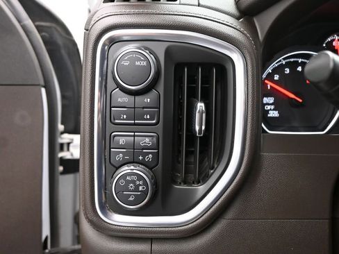 Used 2020 Chevrolet Silverado 1500 LTZ w/ LTZ Plus Package AWD/4WD image 13