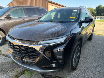 Used 2025 Chevrolet Trax LT