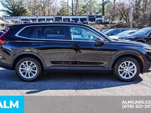 Used 2025 Honda CR-V EX image 9