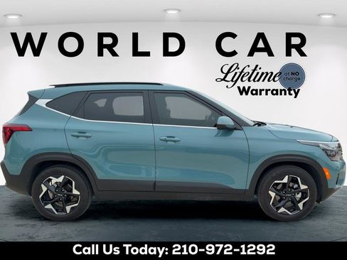 Used 2025 Kia Seltos EX w/ EX Sunroof Package FWD image 8