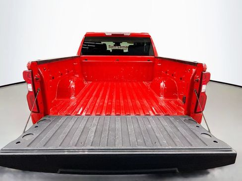 Used 2022 Chevrolet Silverado 1500 RST w/ Z71 Off-Road Package AWD/4WD image 27