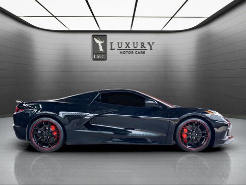 Used 2023 Chevrolet Corvette Stingray Preferred Conv w/ Z51 Performance Package RWD image 9