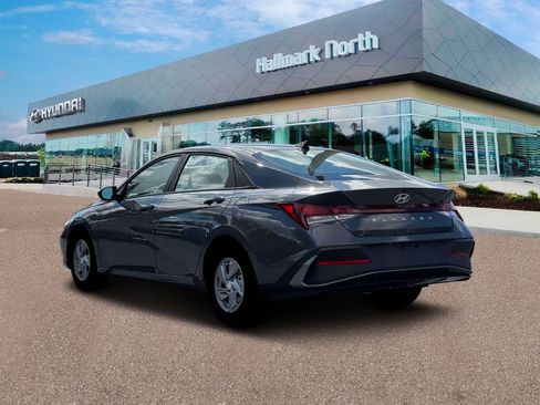 New 2026 Hyundai Elantra SE FWD image 5