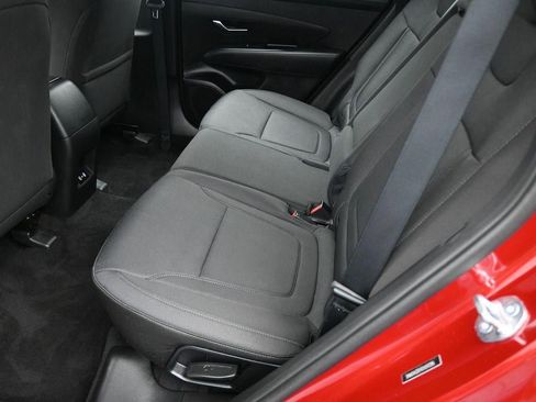 New 2025 Hyundai Tucson SE image 15