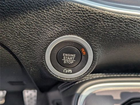Used 2021 Dodge Challenger R/T Scat Pack RWD image 28