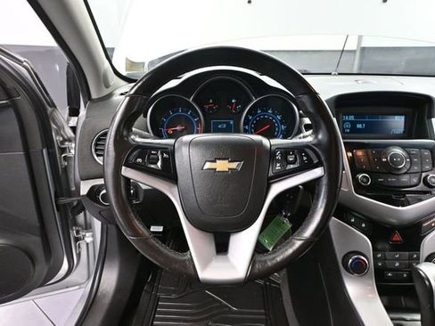 Used 2014 Chevrolet Cruze LT FWD image 22
