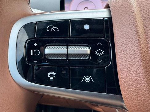 New 2026 Genesis GV70 2.5T Advanced image 13