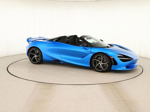 Used 2024 McLaren 750S Spider RWD image 9