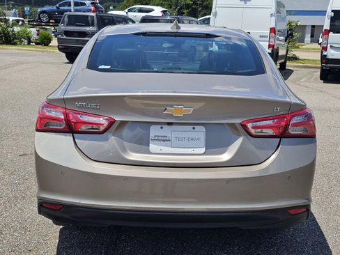 Used 2024 Chevrolet Malibu LT FWD image 11