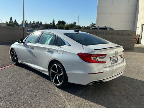 Used 2022 Honda Accord Sport image 7