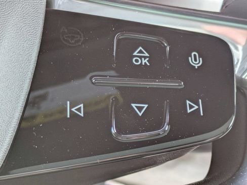 New 2026 Volvo EX90 Plus RWD image 22