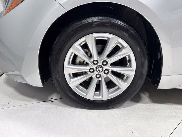 Used 2024 Toyota Corolla LE w/ LE Premium Package FWD image 6