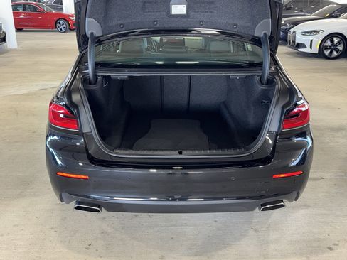 Used 2023 BMW 540i w/ Premium Package image 13