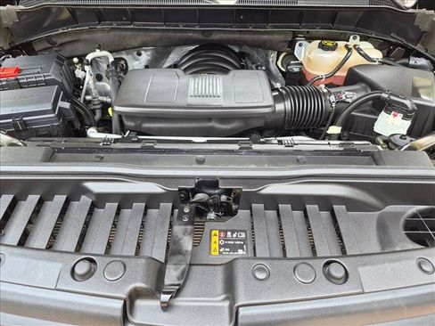 Used 2022 Chevrolet Silverado 1500 RST w/ Z71 Off-Road Package AWD/4WD image 22
