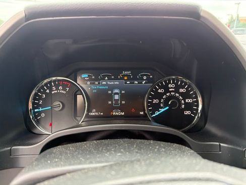 Used 2020 Ford F150 Lariat w/ Equipment Group 502A Luxury AWD/4WD image 19