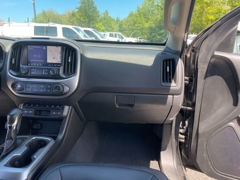 Used 2022 Chevrolet Colorado ZR2 AWD/4WD image 28