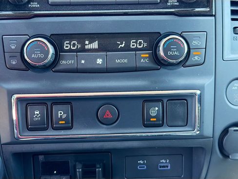 Used 2024 Nissan Titan SV w/ SV Convenience Package AWD/4WD image 15