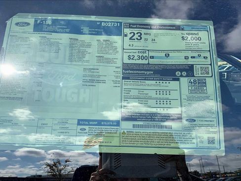 Used 2025 Ford F150 Lariat w/ Equipment Group 501A Mid AWD/4WD image 16