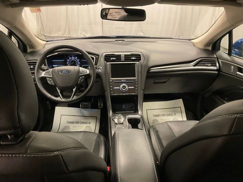 Used 2018 Ford Fusion Titanium image 27