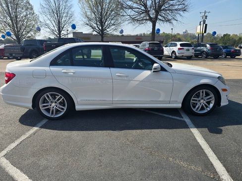 Used 2013 Mercedes-Benz C 250 Sedan image 7