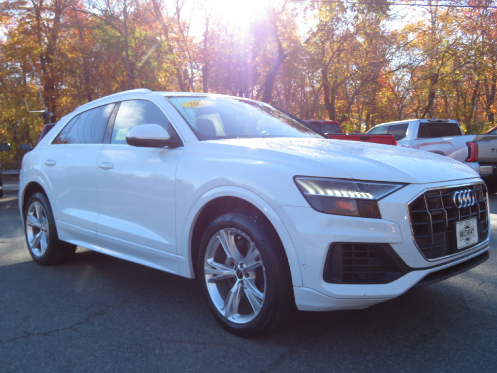 Used 2021 Audi Q8 Premium Plus AWD/4WD image 3