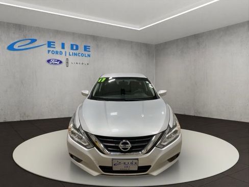 Used 2017 Nissan Altima 2.5 S w/ Power Driver Seat Package image 6