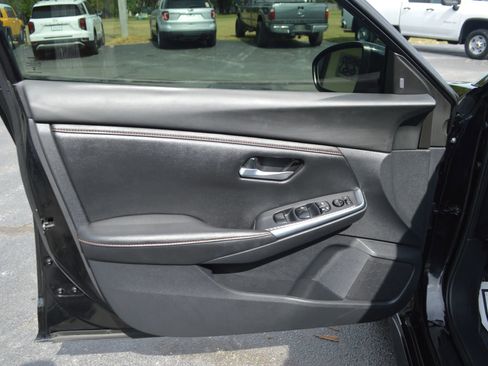 Used 2022 Nissan Sentra SR image 16