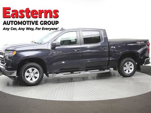 Used 2022 Chevrolet Silverado 1500 LT w/ Convenience Package II AWD/4WD image 58