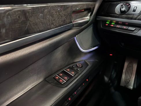 Used 2014 BMW 750Li xDrive 750Li xDrive Sedan 4D image 22