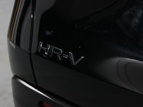 Used 2025 Honda HR-V Sport image 19