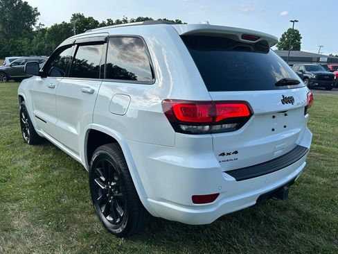 Used 2021 Jeep Grand Cherokee Altitude AWD/4WD image 7
