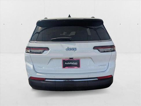 New 2025 Jeep Grand Cherokee L Laredo w/ Luxury Tech Group I image 12