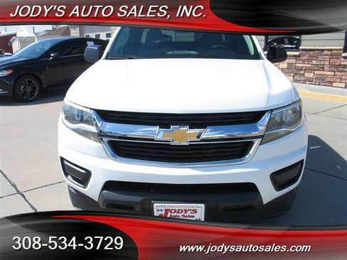 Used 2017 Chevrolet Colorado W/T w/ WT Convenience Package RWD image 34
