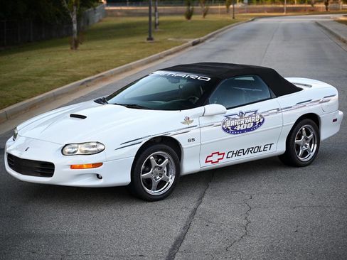 Used 2000 Chevrolet Camaro Z28 w/ SS Performance/Appearance Pkg image 77