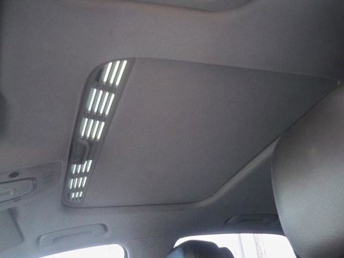 Used 2017 Audi A4 2.0T Premium w/ Audi MMI Navigation Plus image 10