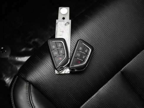 Used 2024 Cadillac Lyriq Luxury RWD image 60