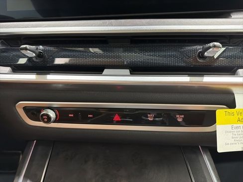 Certified 2024 BMW X7 xDrive40i w/ M Sport Package image 41