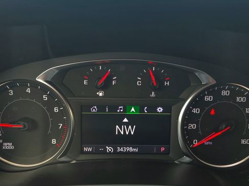 Used 2023 Chevrolet Blazer LT AWD/4WD image 27