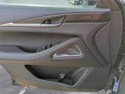 Used 2022 INFINITI QX60 Sensory w/ Cargo Package image 15