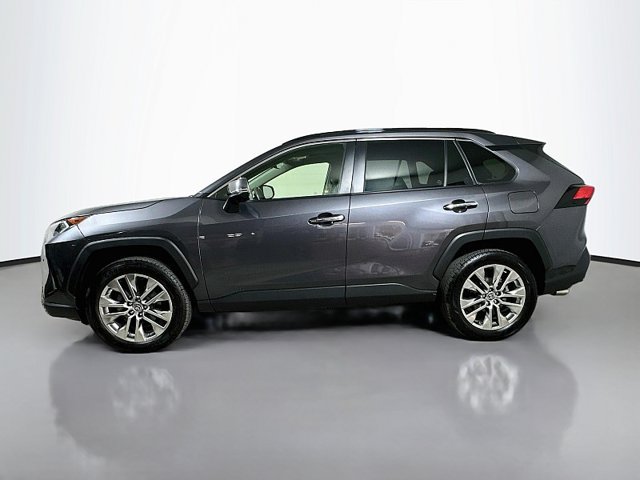 Used 2020 Toyota RAV4 Limited AWD/4WD image 4