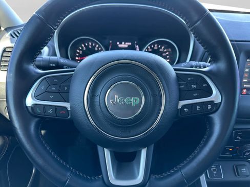Used 2020 Jeep Compass Latitude FWD image 13