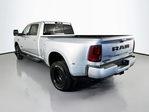 New 2026 RAM 3500 Laramie AWD/4WD image 5