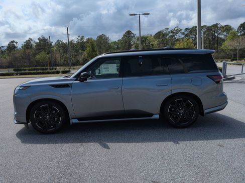 New 2026 INFINITI QX80 4WD image 8