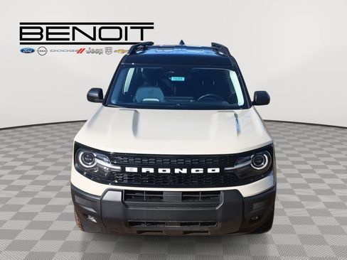 New 2025 Ford Bronco Sport Outer Banks image 2