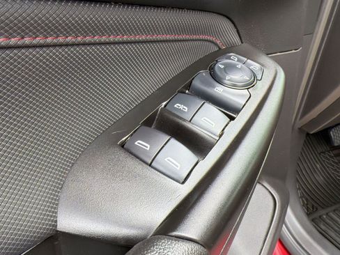 Used 2022 Chevrolet TrailBlazer RS FWD image 27