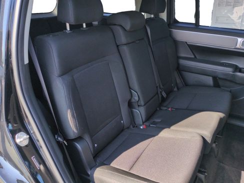 Used 2024 Hyundai Santa Fe SE AWD/4WD image 25