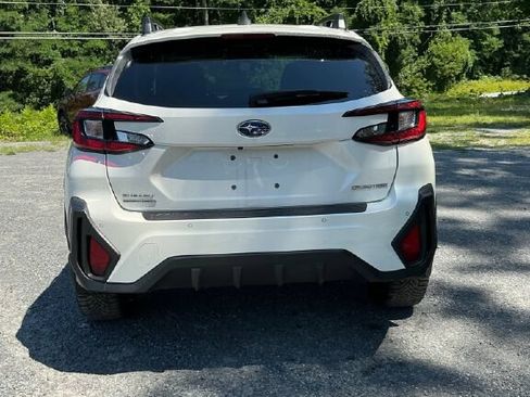 Used 2024 Subaru Crosstrek 2.5i Limited AWD/4WD image 4